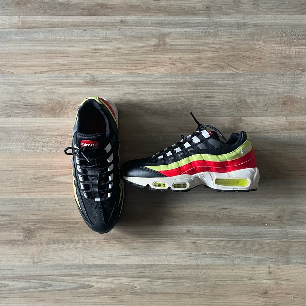 Nike Air Max 95 OG Black White Habanero Red Neon